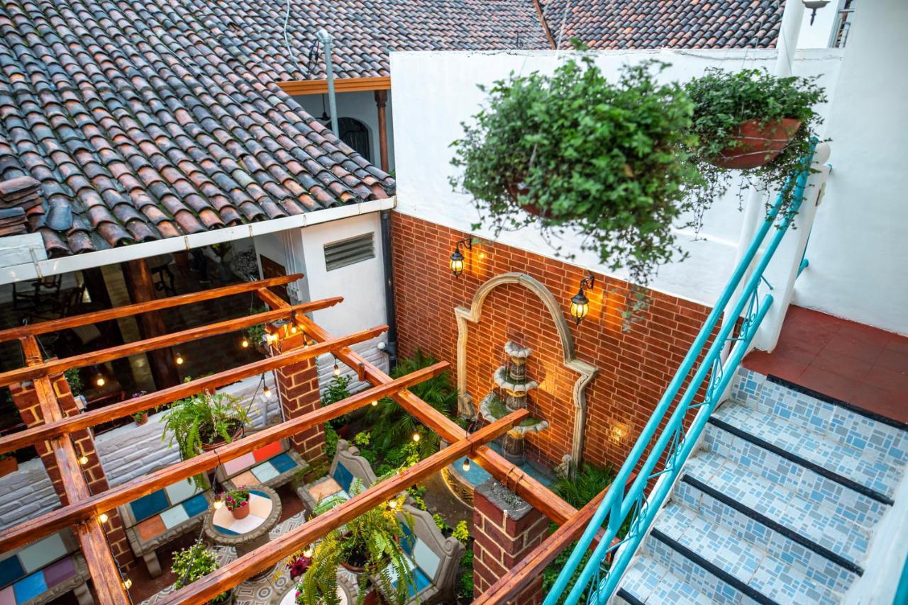 Hostal Victoria กรานาดา ภายนอก รูปภาพ