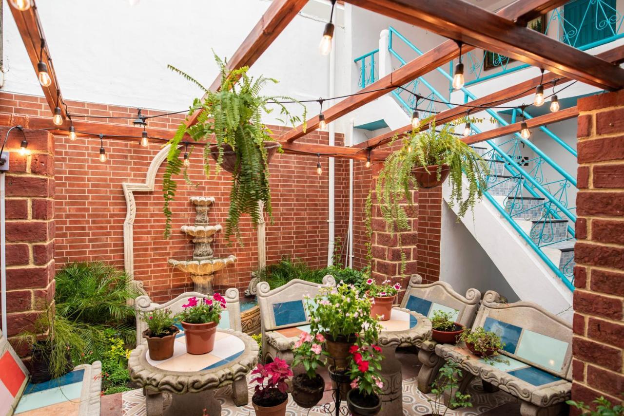 Hostal Victoria กรานาดา ภายนอก รูปภาพ