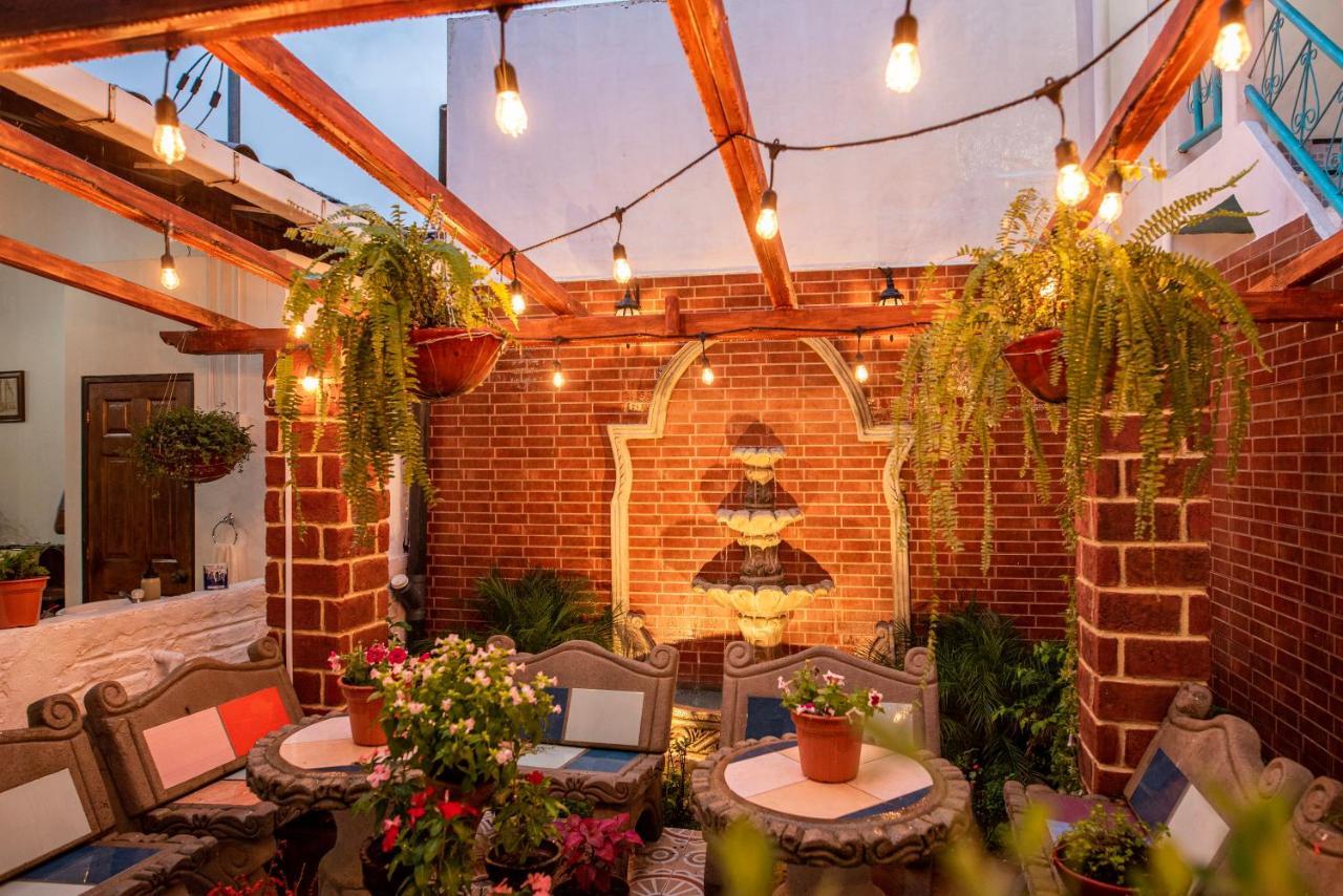 Hostal Victoria กรานาดา ภายนอก รูปภาพ