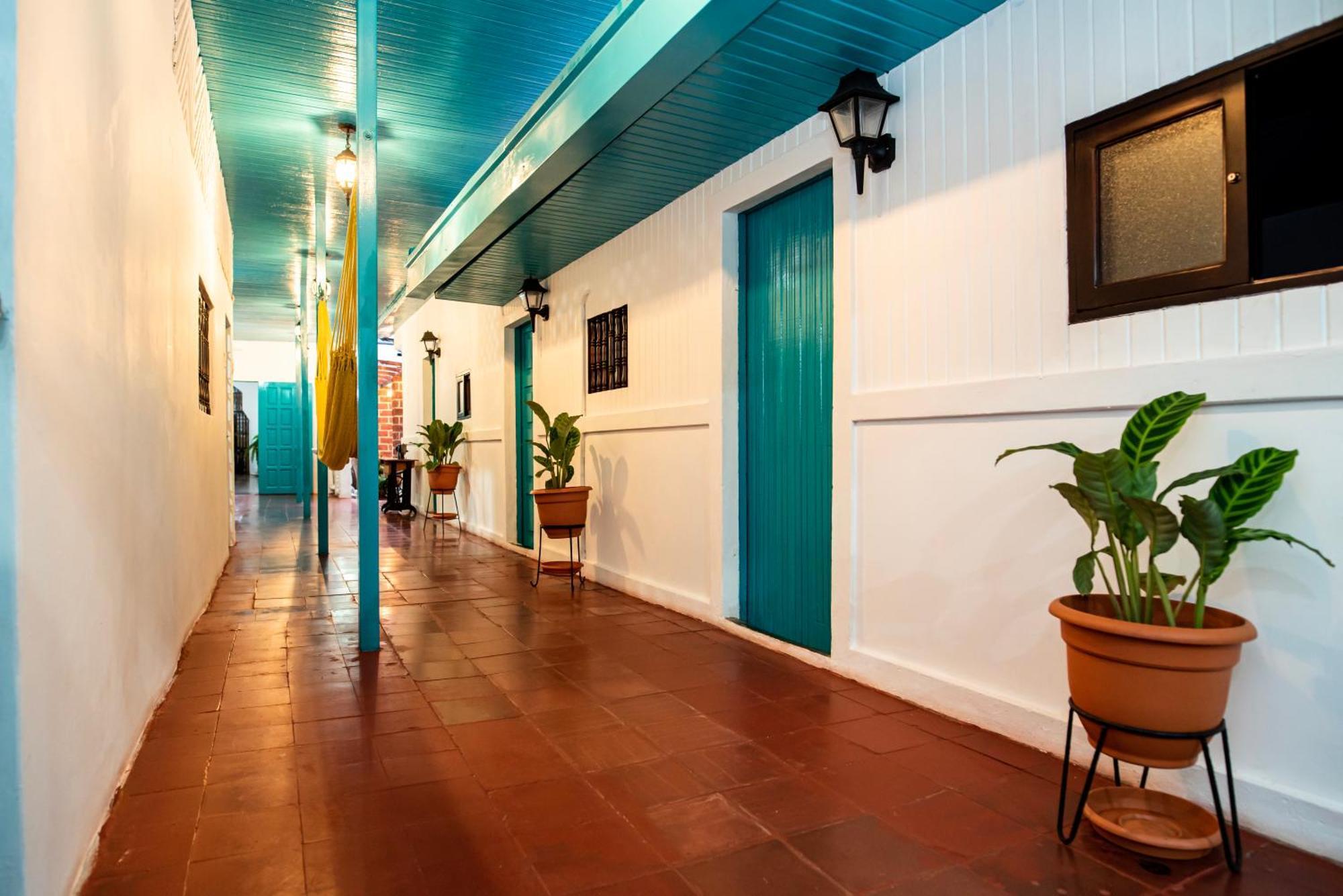 Hostal Victoria กรานาดา ภายนอก รูปภาพ