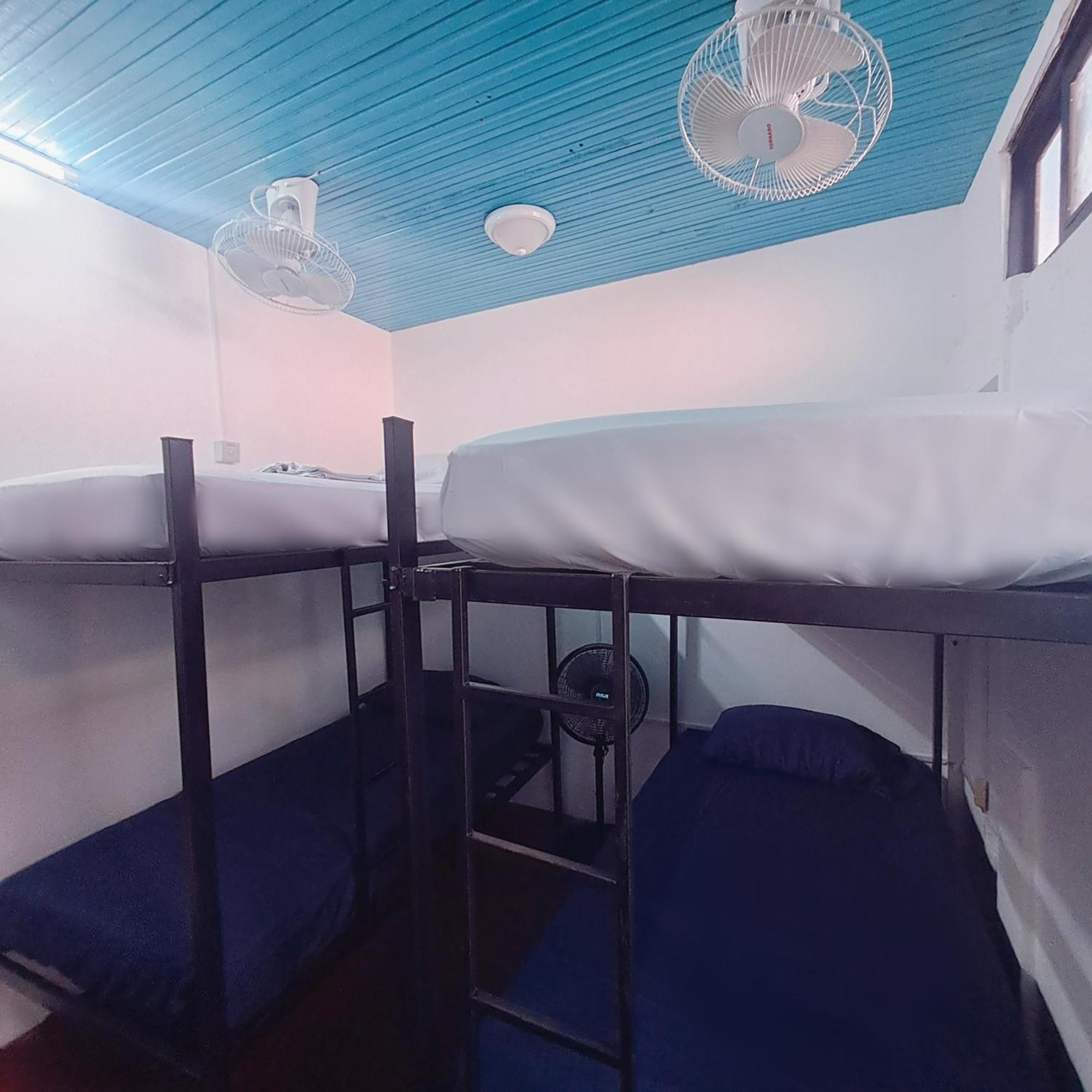 Hostal Victoria กรานาดา ภายนอก รูปภาพ